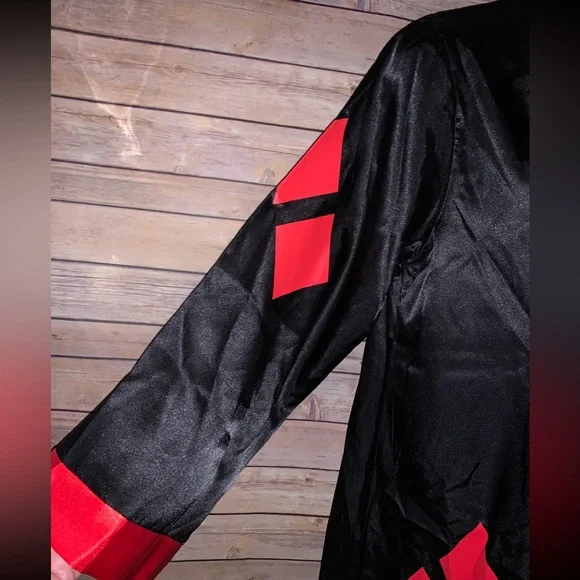 DC Comics Bombshells Women's Robe - Size OS - Picture 8 of 11